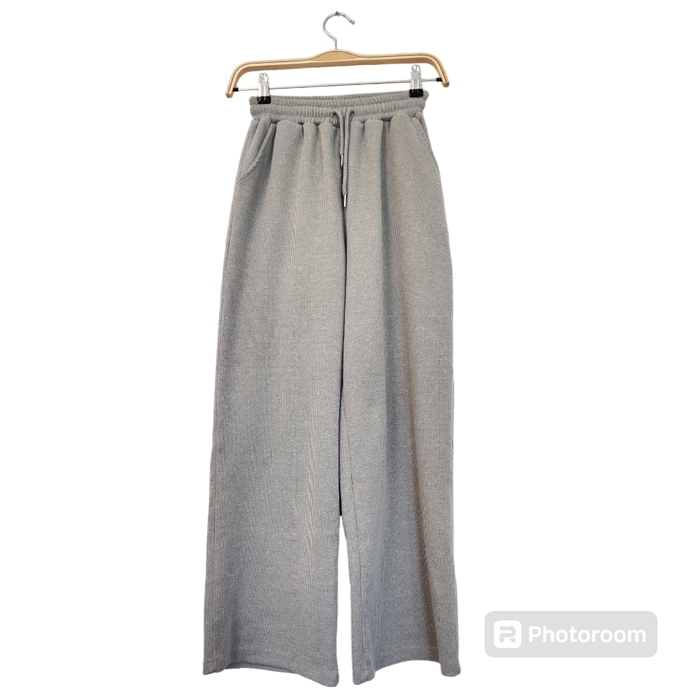 Grey wide legged sweats